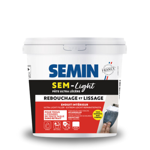 Le Semin SEM-light est un enduit en pâte ultra-légère pour du rebouchage et lissage. Il est idéal pour traiter les micro-fissures.