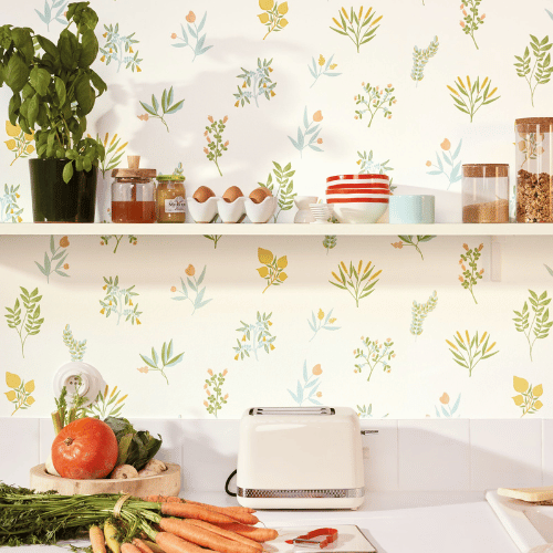 Papier peint Luck de la collection Kitchen Box et Green Life 2 par Caselio. Des motifs végétaux façon herbiers pour une décoration simple et naturelle.
