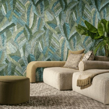 Chintz de la collection Décors et Panoramiques d'Arte est un revêtement mural coloré aux lignes de craie exubérantes, fini en textile fil-à-fil brillant.